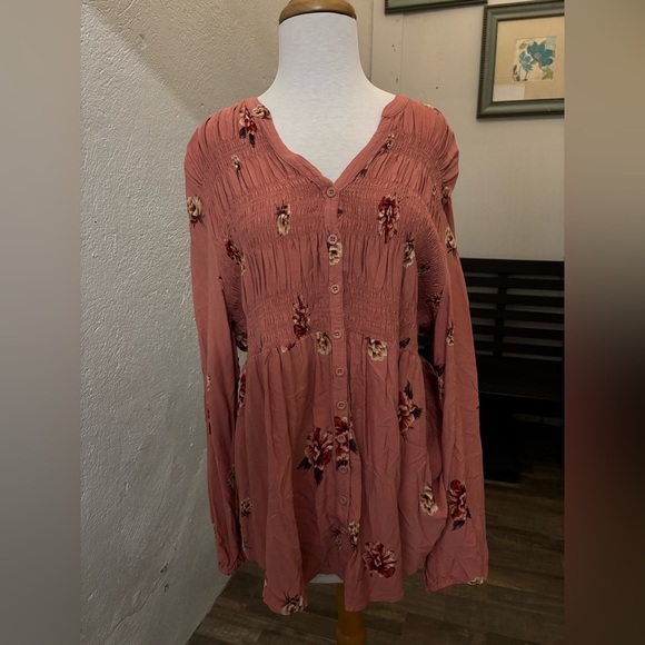 Torrid Pink Floral Babydoll Twill Smocked Tunic Size 2X - Picture 3 of 6